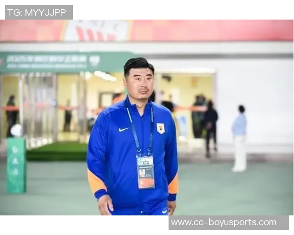 鲁媒报道泰山队今日启动冬训新外援中卫有望在广州顺利到位